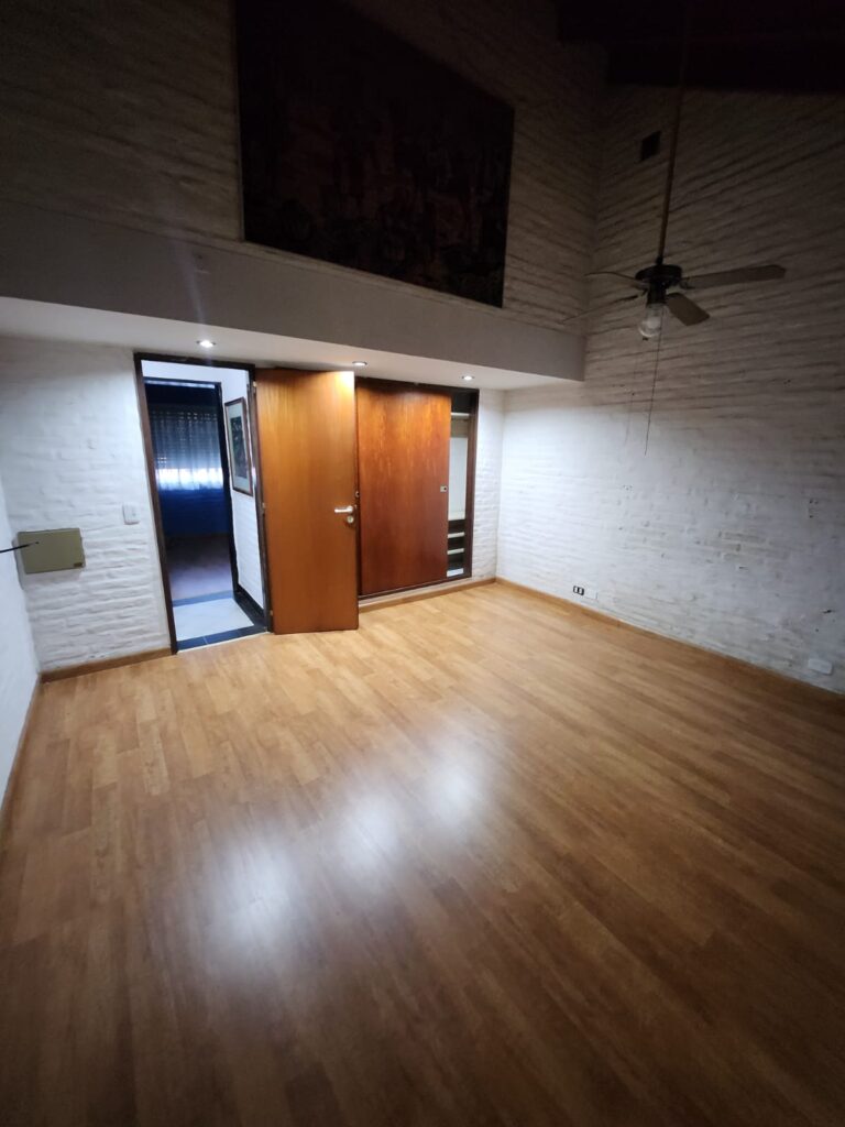 WhatsApp Image 2025-11-14 at 20.56.02 (1)