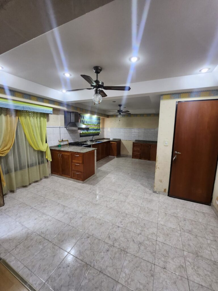 WhatsApp Image 2025-11-14 at 20.56.02